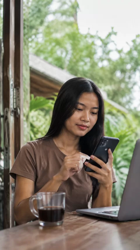 Tips Hemat Kuota Saat Unduh APK di Smartphone Android
